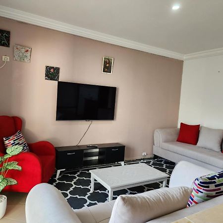 Duplex Bien Equipe Securise Avec Jardin Et Veranda La Marsa Bagian luar foto
