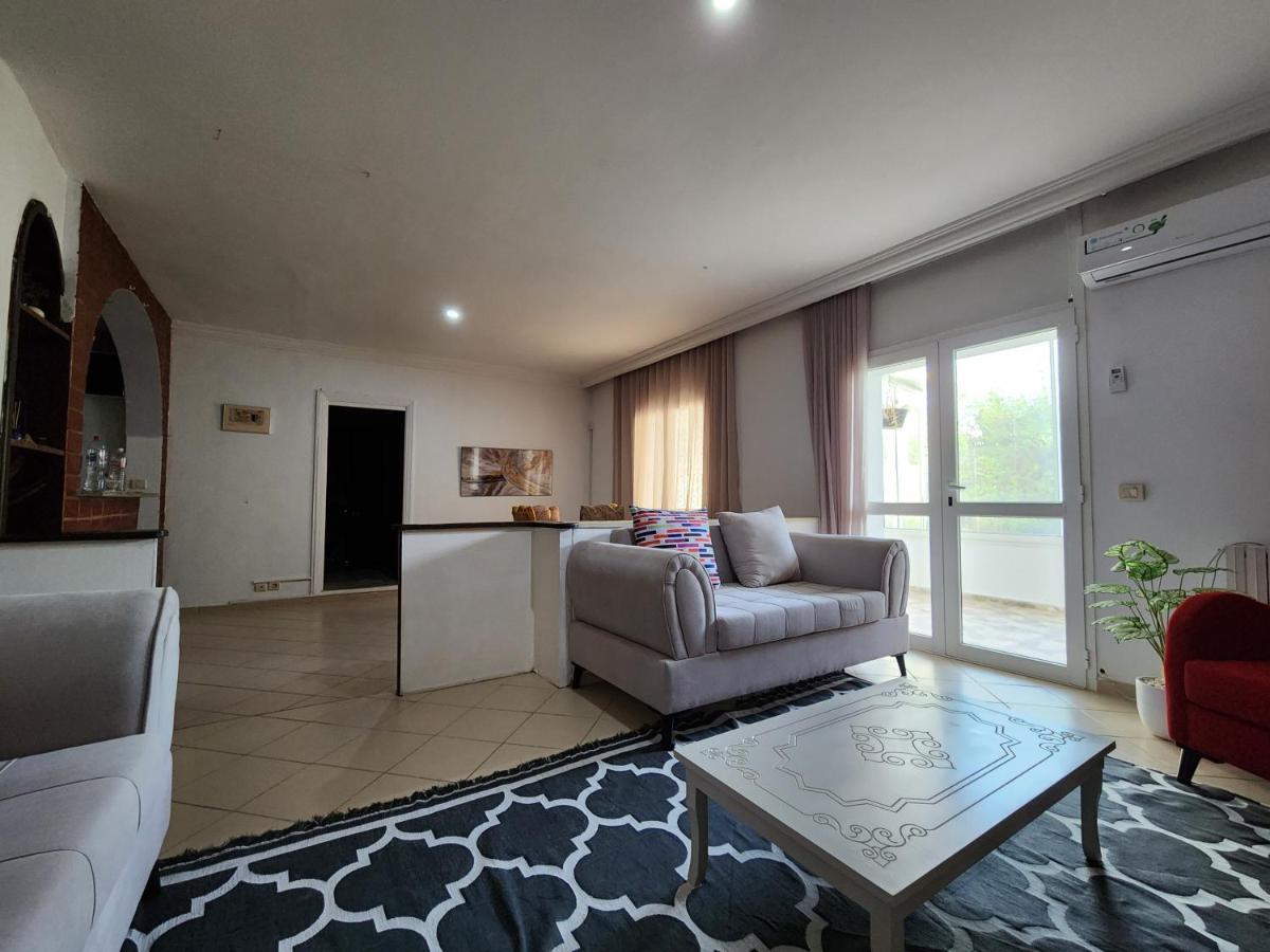 Duplex Bien Equipe Securise Avec Jardin Et Veranda La Marsa Bagian luar foto