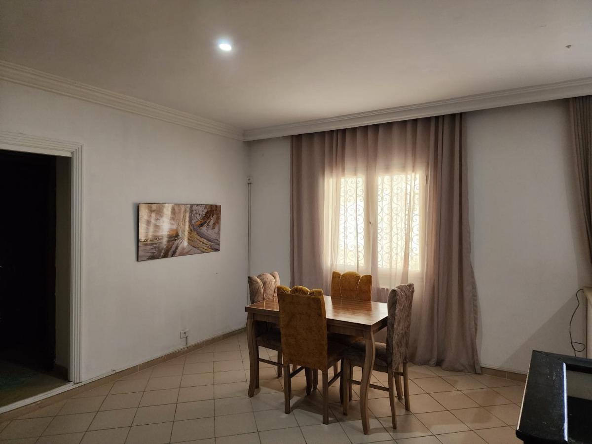 Duplex Bien Equipe Securise Avec Jardin Et Veranda La Marsa Bagian luar foto